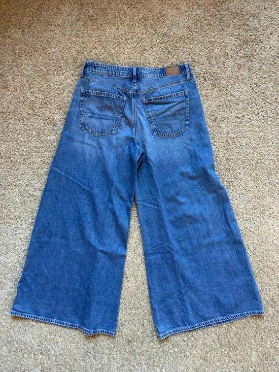 American Eagle Outfitters dreamy drape A-Line fit jeans size 10 - Picture 4 of 4